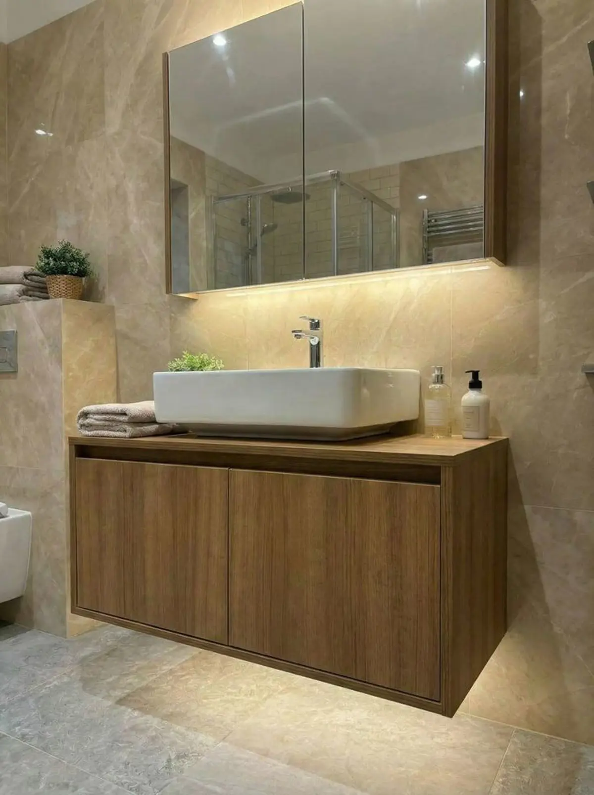 Banyo Dolabı 3