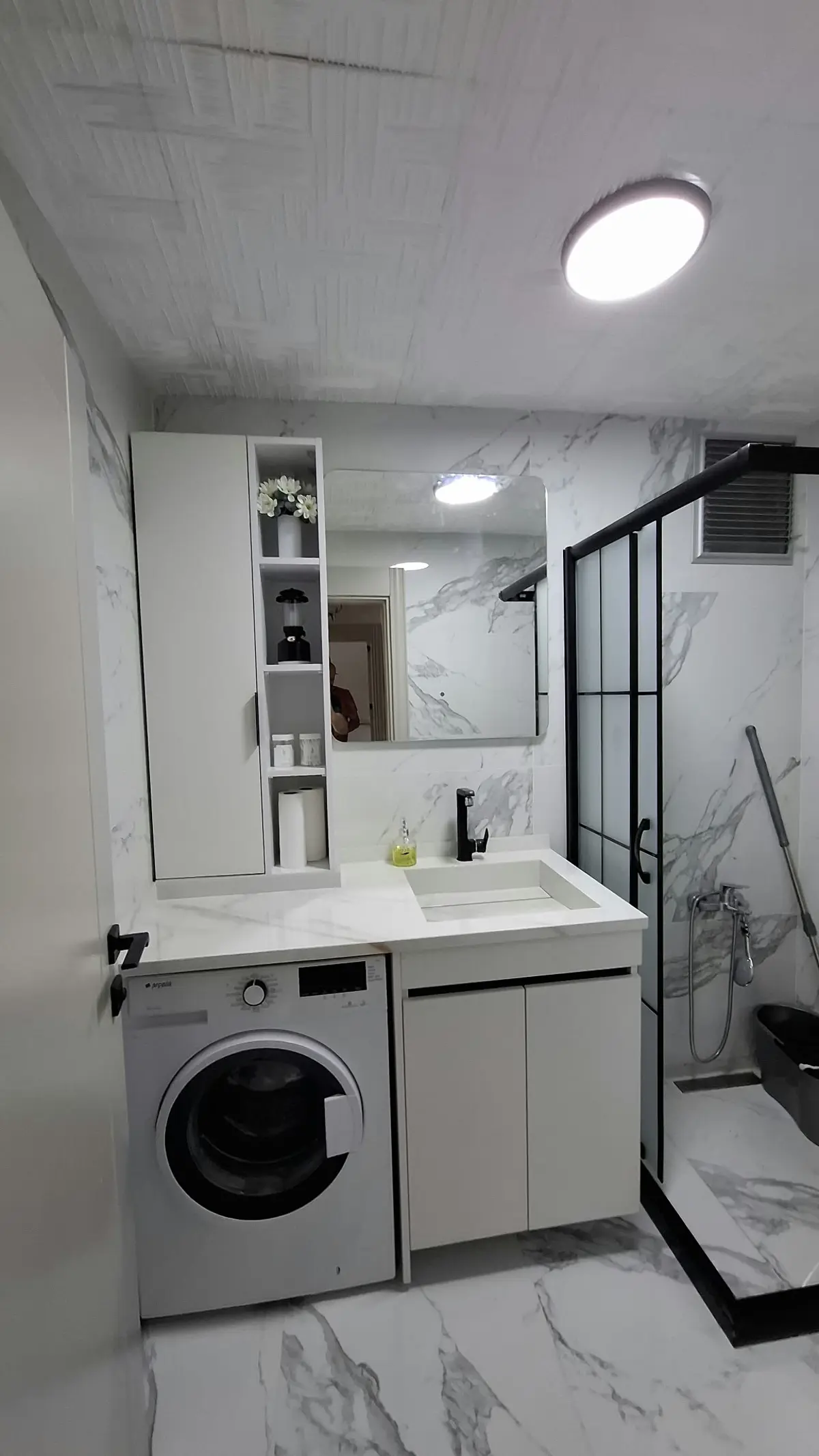 Banyo Dolabı 2
